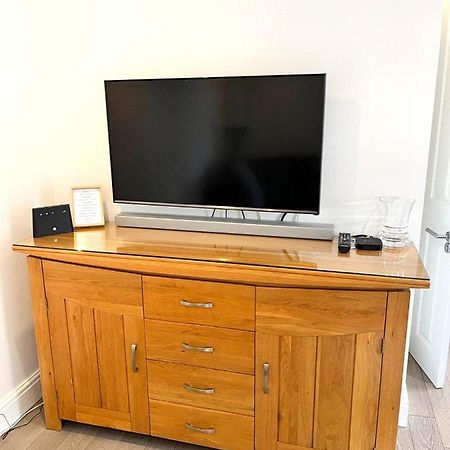 Modern 1 Bedroom Flat Close To Vauxhall London Exterior photo